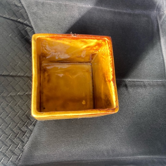 Vase - Picture 2 of 6